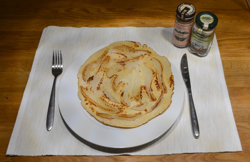Apfel-Pfannkuchen mit Zimt und Zucker