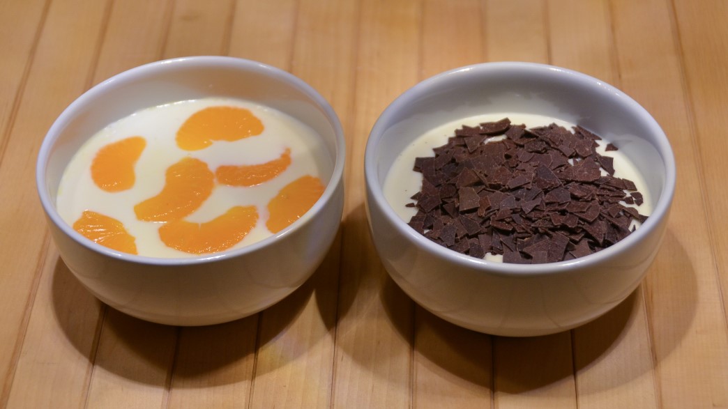 Sahnequark mit Mandarinen und Schokostreuseln