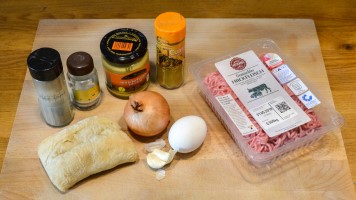 die Bouletten-Zutaten