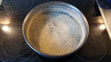 Form mit Semmelbröseln