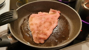 Schnitzel braten