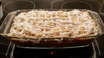 Lasagne vor dem Backen