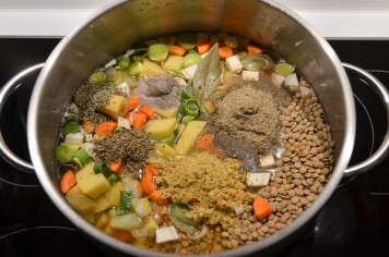 Linsensuppe kochbereit