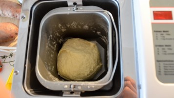 Teig im Brotback-Automaten