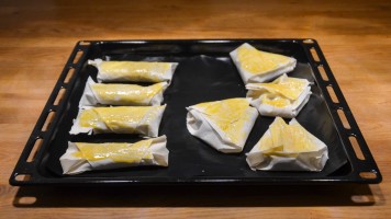 Samosas vor dem Backen